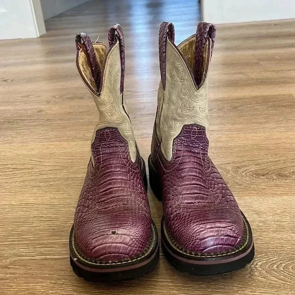 VTG. Ariat Fatbaby PURPLE /BONE CROCODILE PRINT Leather Mid Calf Boots Size 6.5 - Picture 6 of 16